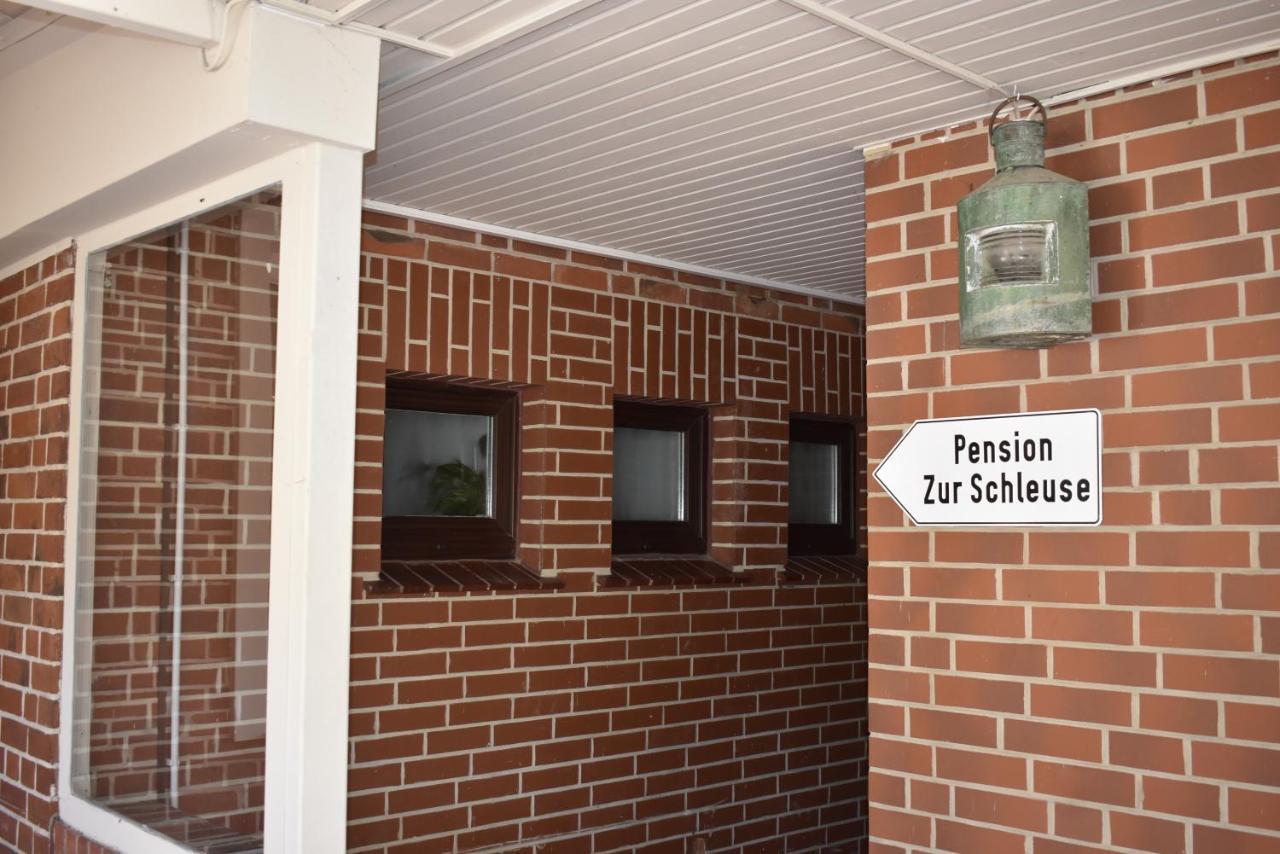 Pension Zur Schleuse Garni Am Elbe Luebeck - Kanal In Witzeeze Extérieur photo